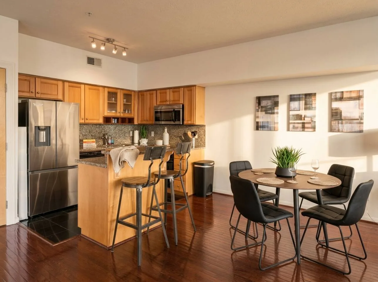 Modern 2BR + City Views + Balcony + Parking + Gym property photo 14 of 26