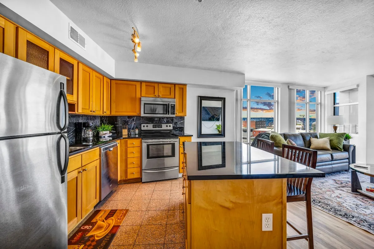 City View + Modern + Balcony + Parking + Gym property photo 3