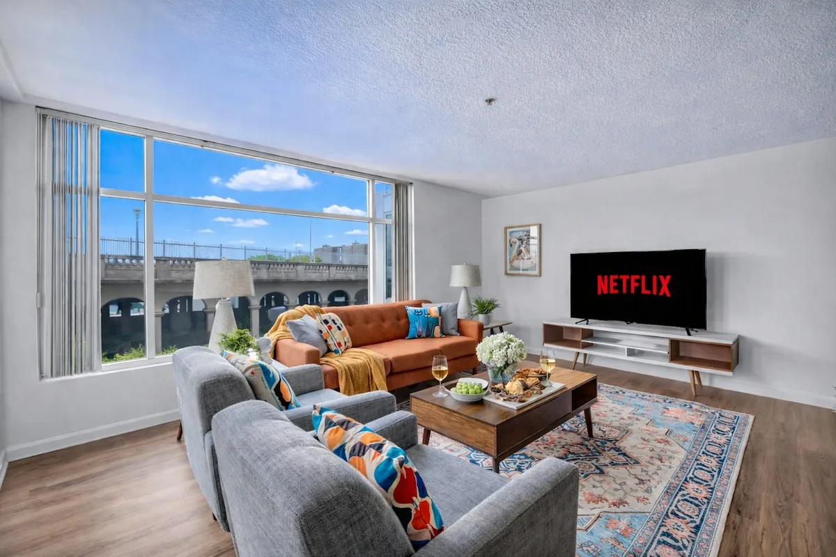 Modern Flats Retreat + Balcony + Parking + Gym property photo 1