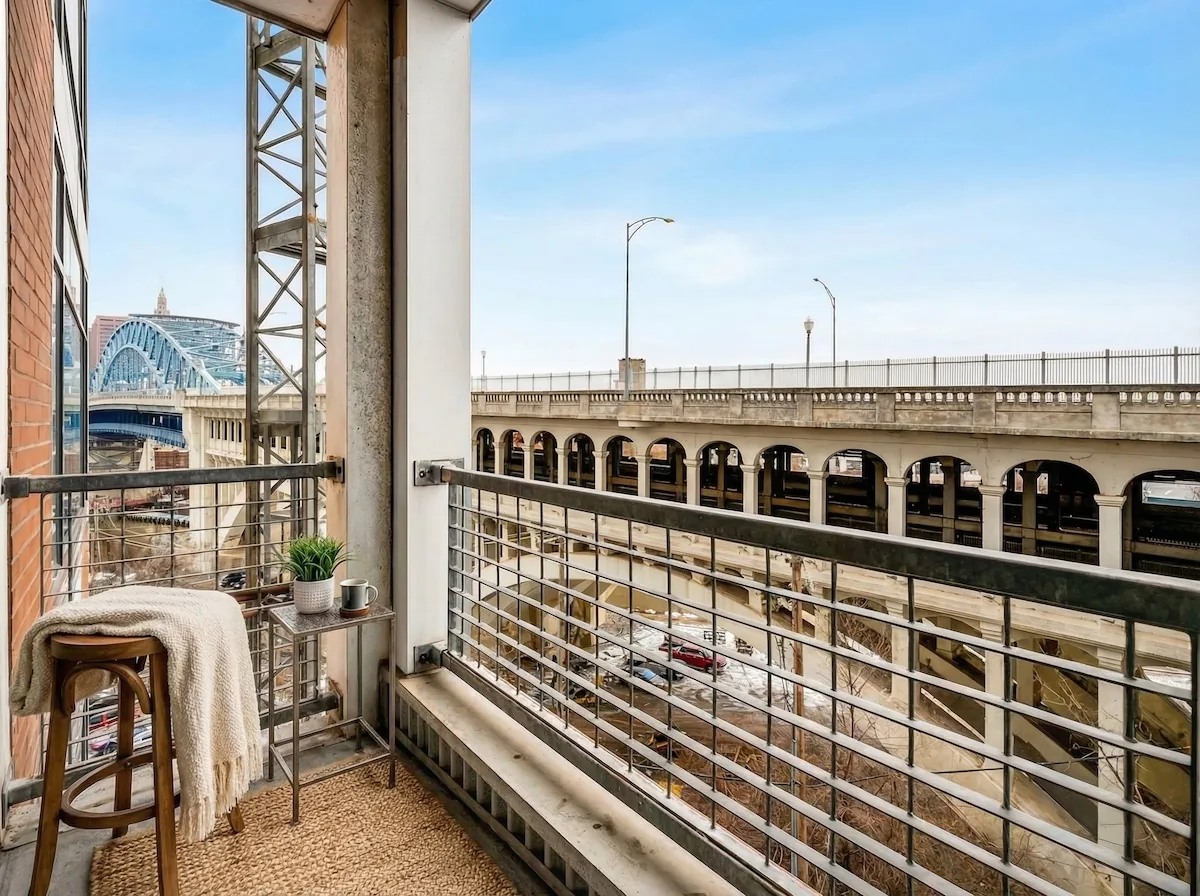 Modern Flats Retreat + Balcony + Parking + Gym property photo 9 of 19