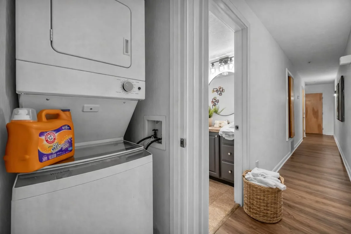 Modern Flats Retreat + Balcony + Parking + Gym property photo 14 of 19