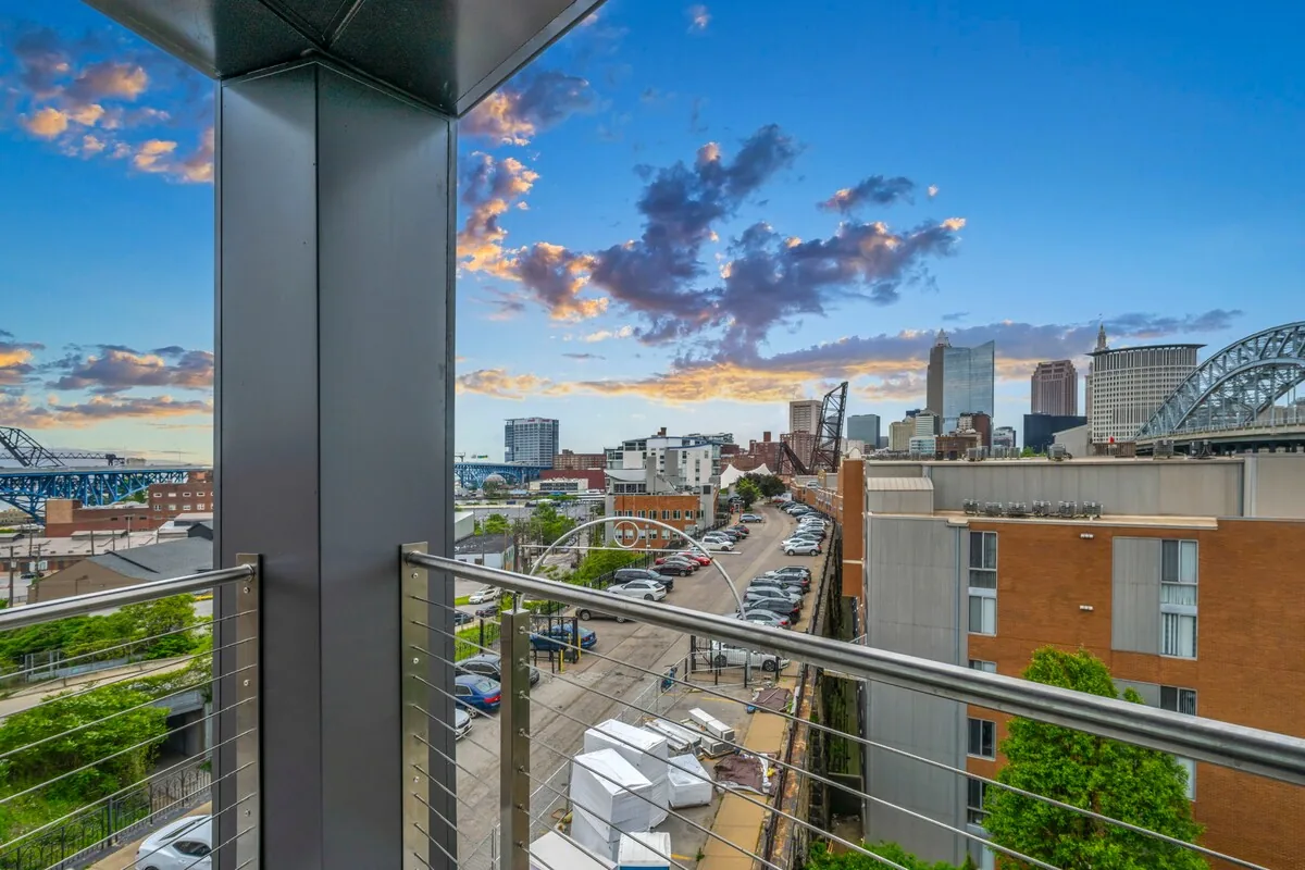 City View + Modern + Balcony + Parking + Gym property photo 4