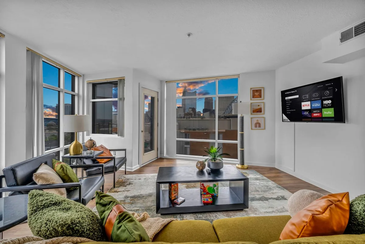 City View + Modern + Balcony + Parking + Gym property photo 10 of 53