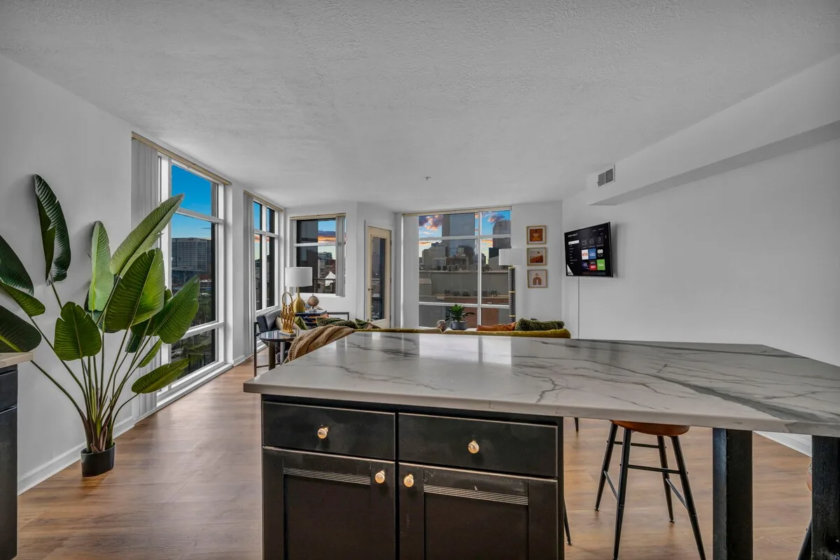 City View + Modern + Balcony + Parking + Gym property photo 27 of 53