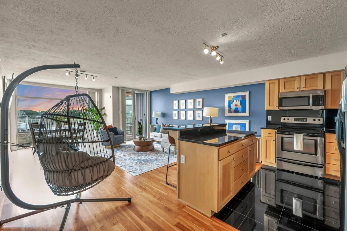 River/City view + Flats + Balcony + Parking + Gym property photo 5