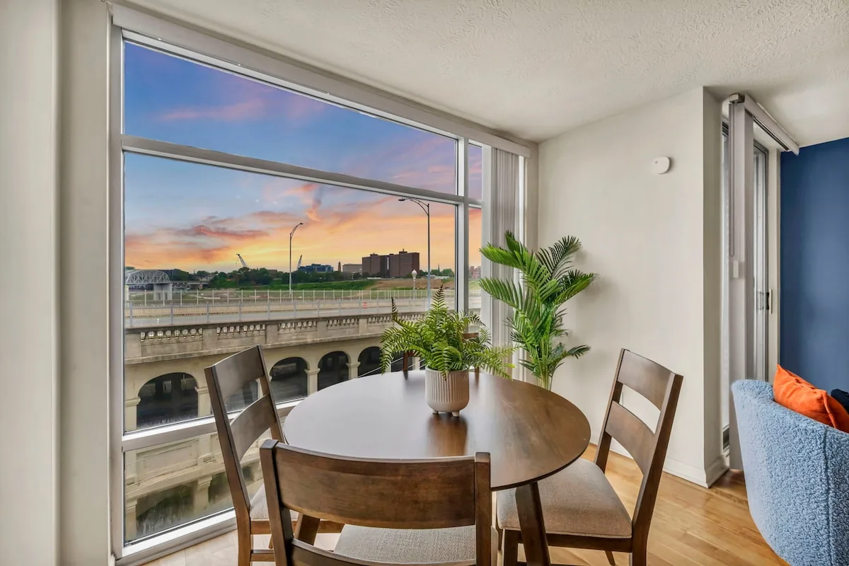 River/City view + Flats + Balcony + Parking + Gym property photo 16 of 45