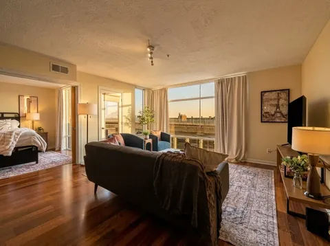 Prime Cleveland Location | Modern 2BR + Balcony property photo 3